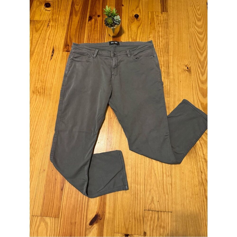 DU/ER Duer N2X No Sweat Relaxed Taper Pants - Men's Size 40x32 - Khaki Green